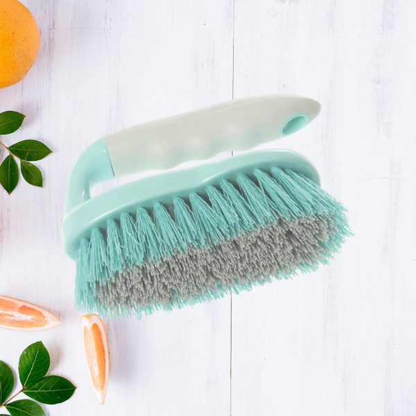 Еврощетка- утюг, из термопластичной резины, пластика